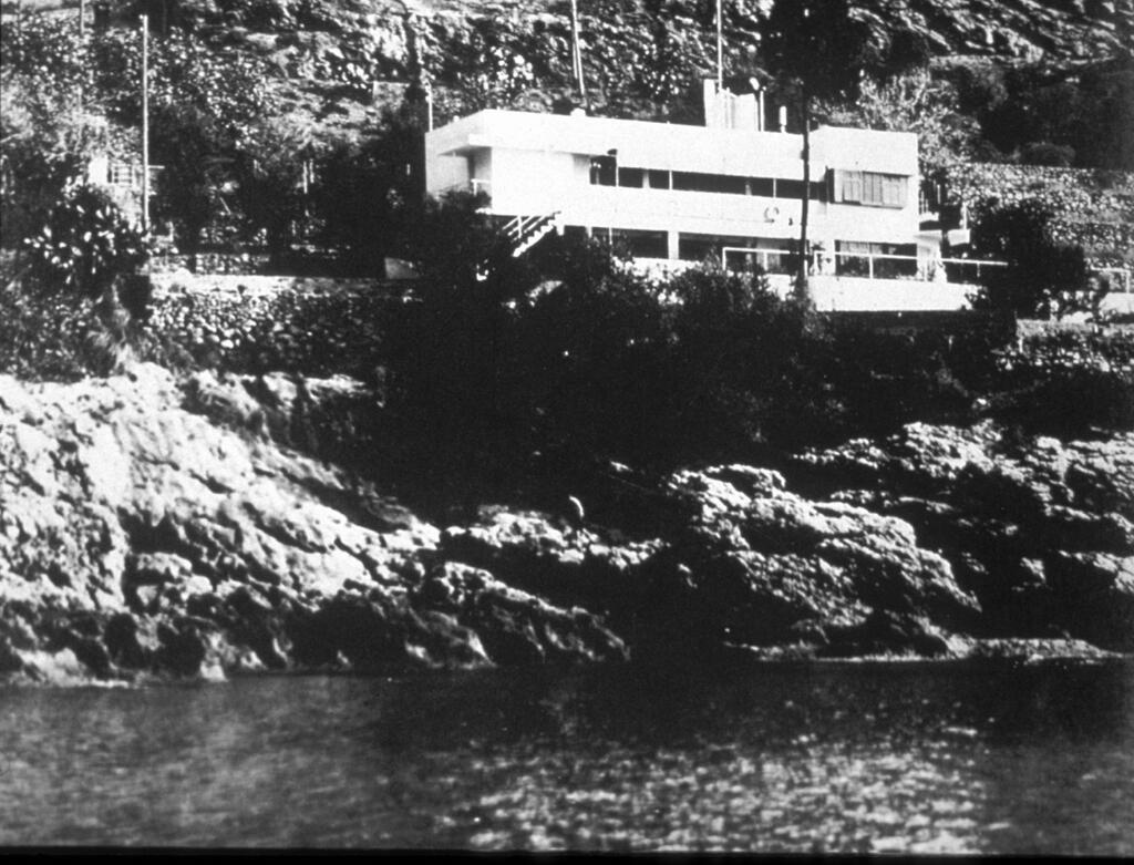 Eileen Gray: E.1027, Roquebrune—Cap Martín, 1926—29. View from the sea.<br> © Courtesy of the Eileen Gray Archive. National Museum of Ireland	